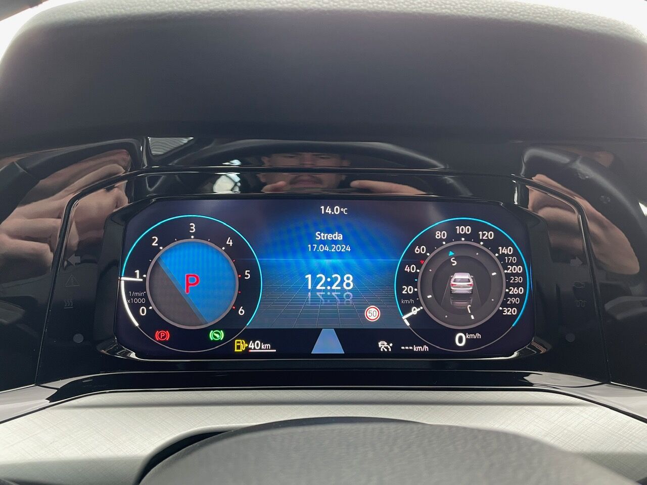 — VIII 2.0 TDI Life DSG