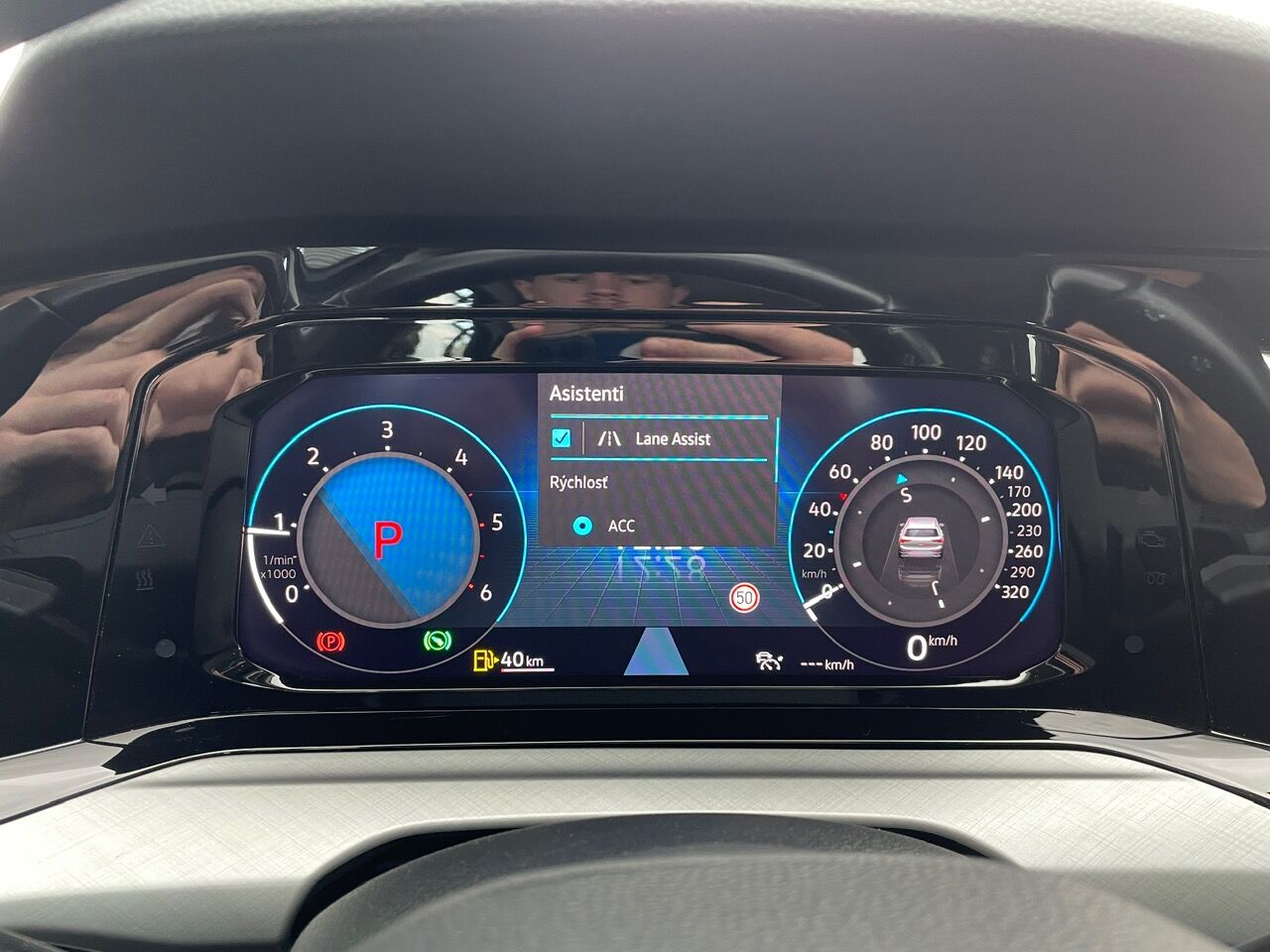 — VIII 2.0 TDI Life DSG
