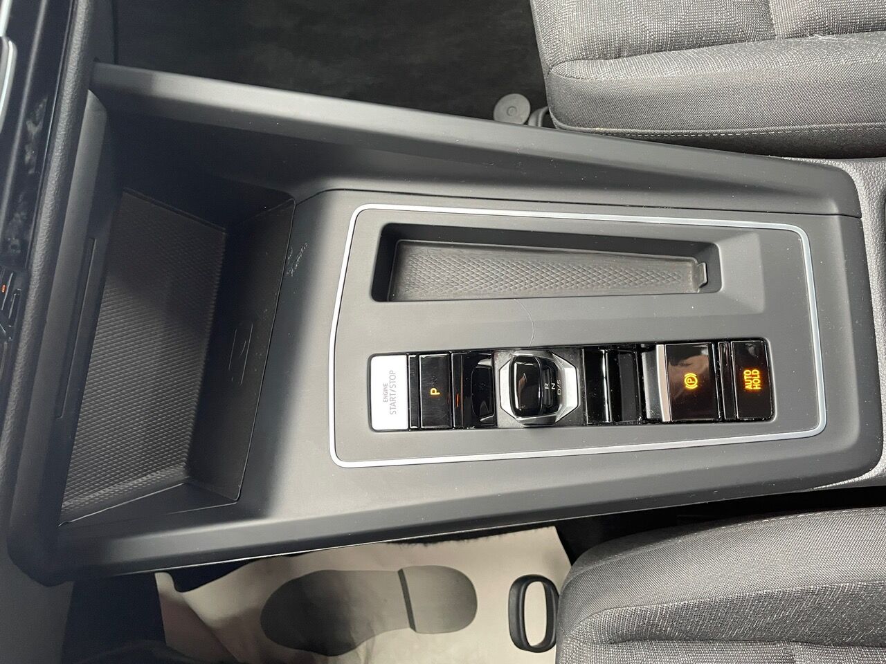 — VIII 2.0 TDI Life DSG