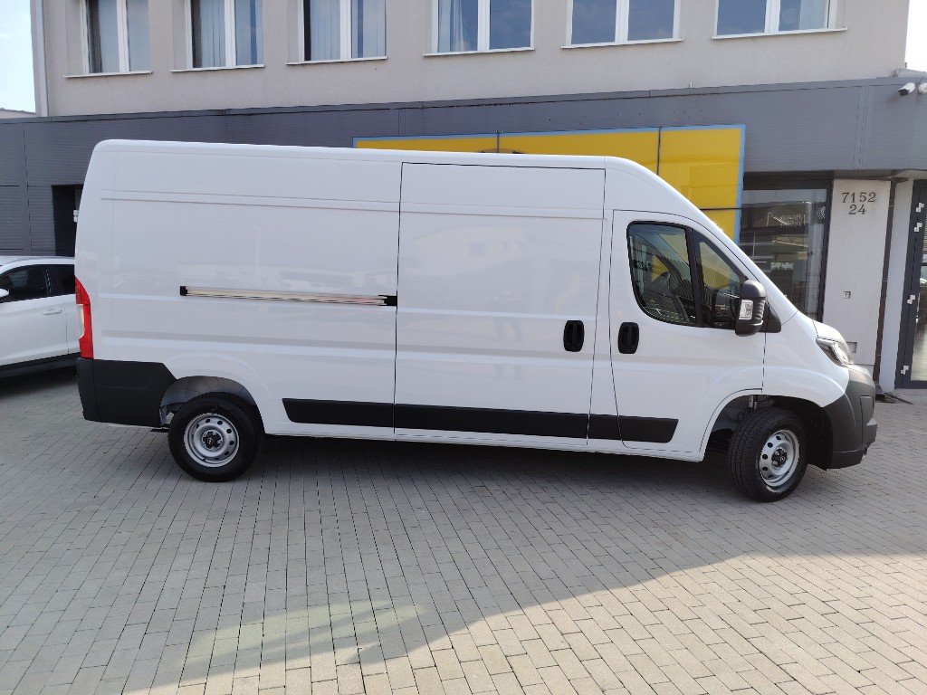 Opel Movano Van L3H2 140k 2.2