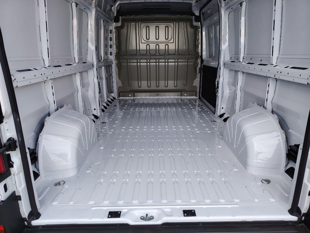Opel Movano Van L3H2 140k 2.2
